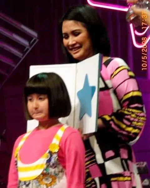 Potret masa kecil Stephanie Poetri © 2021 brilio.net Potret masa kecil Stephanie Poetri © 2021 brilio.net