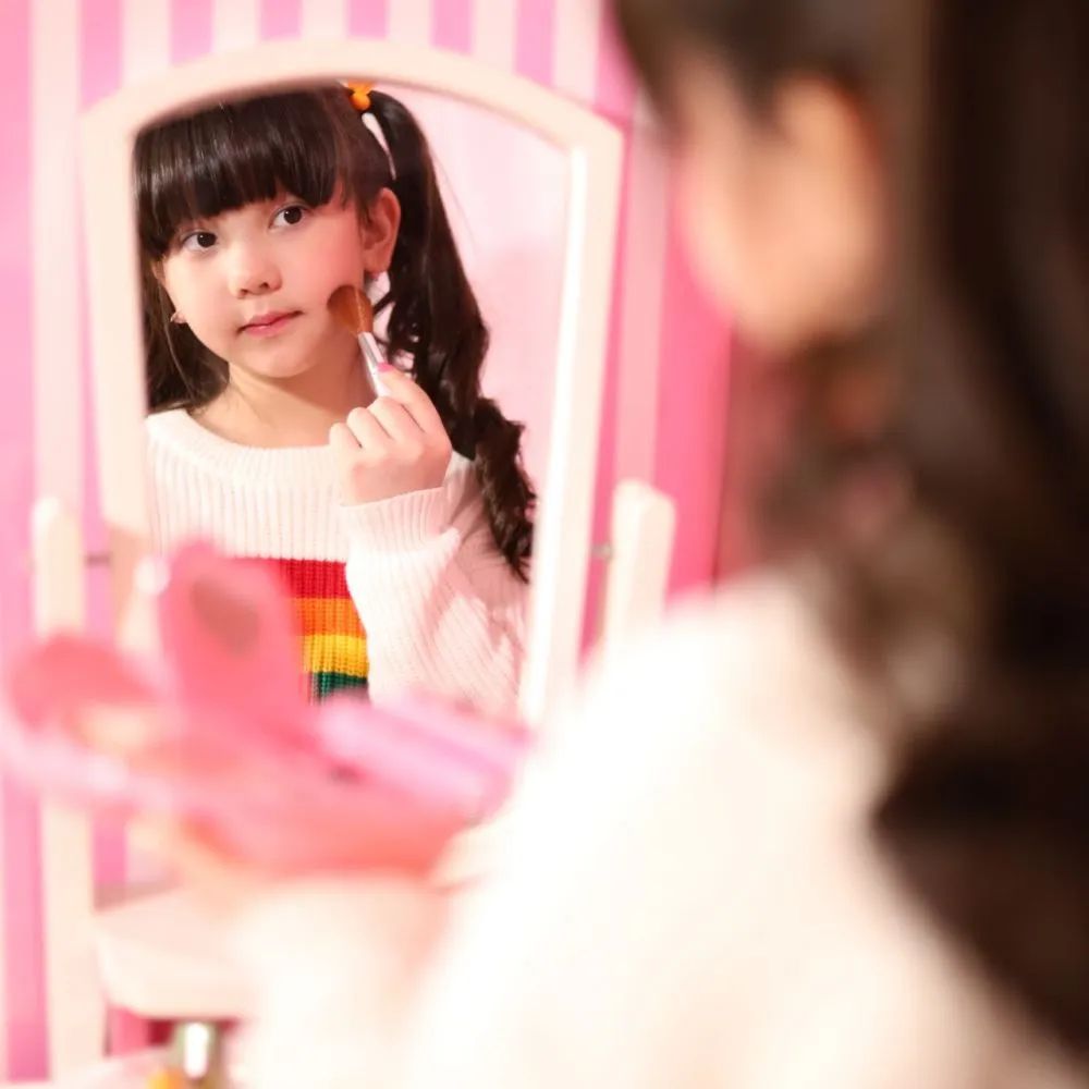 Tips anak yang suka makeup © 2021 brilio.net Tips anak yang suka makeup © 2021 brilio.net