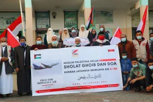 Momen haru warga Palestina salat gaib untuk korban Sriwijaya Air