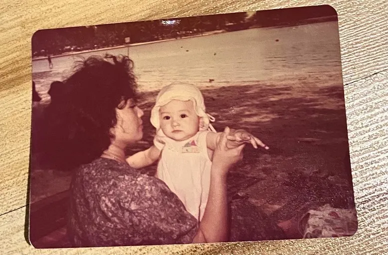 Potret transformasi Mona Ratuliu © Instagram