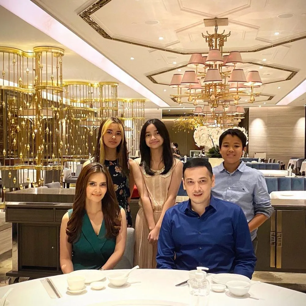 Potret terbaru anak Cut Tari © Instagram Potret terbaru anak Cut Tari © Instagram