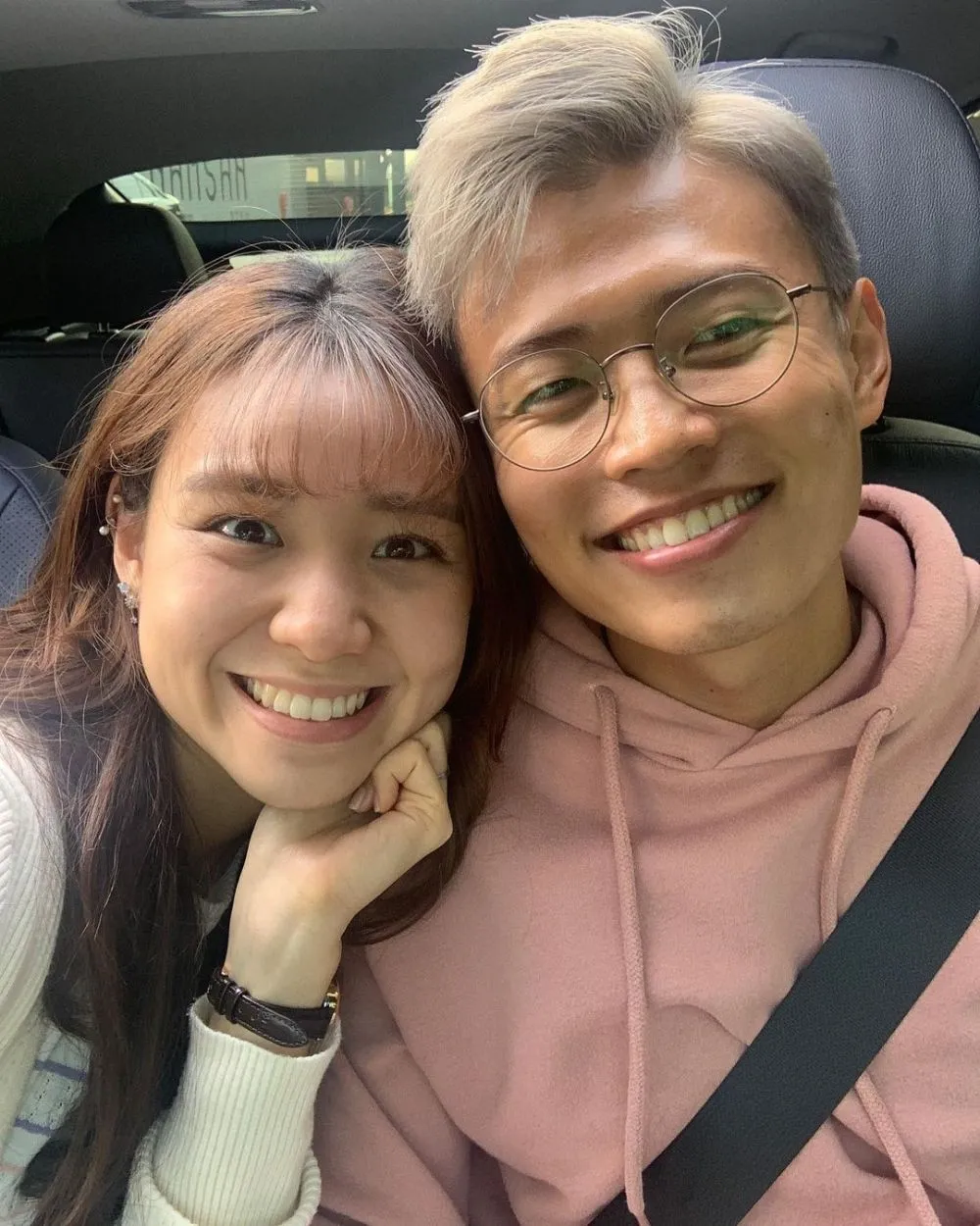 potret manis jang hansol dan kekasih © berbagai sumber potret manis jang hansol dan kekasih © berbagai sumber