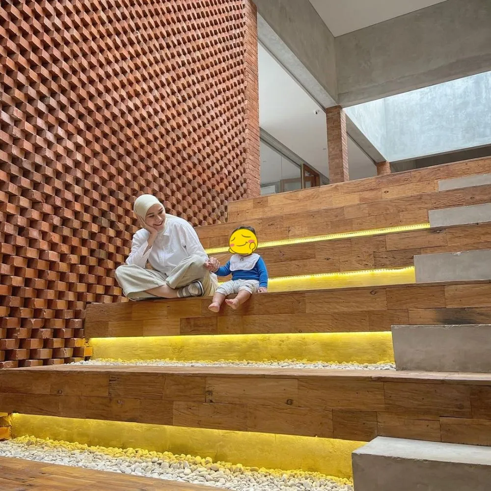 Kantor baru Zaskia Adya Mecca © Instagram