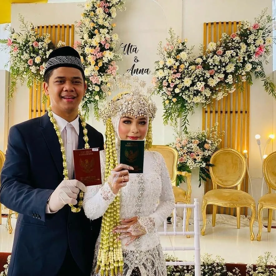 Momen Uta adik Billy Syahputra menikah © 2021 brilio.net Momen Uta adik Billy Syahputra menikah © 2021 brilio.net