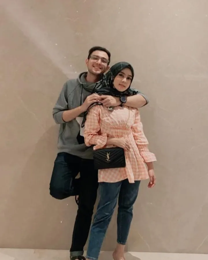 8 pesinetron ganteng nikah muda © Instagram 8 pesinetron ganteng nikah muda © Instagram