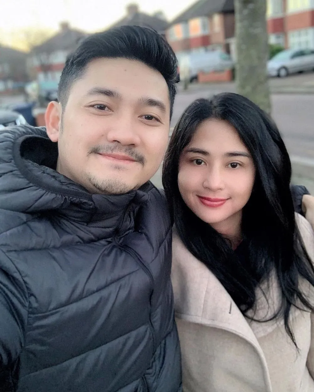 5 seleb pria dukung istri yang covid © Instagram