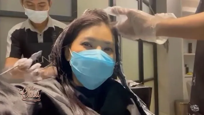 Sarwendah Ruben warna rambut © 2021 brilio.net Sarwendah Ruben warna rambut © 2021 brilio.net