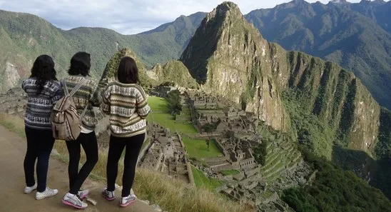 website traveling © 2016 brilio.net website traveling © 2016 brilio.net