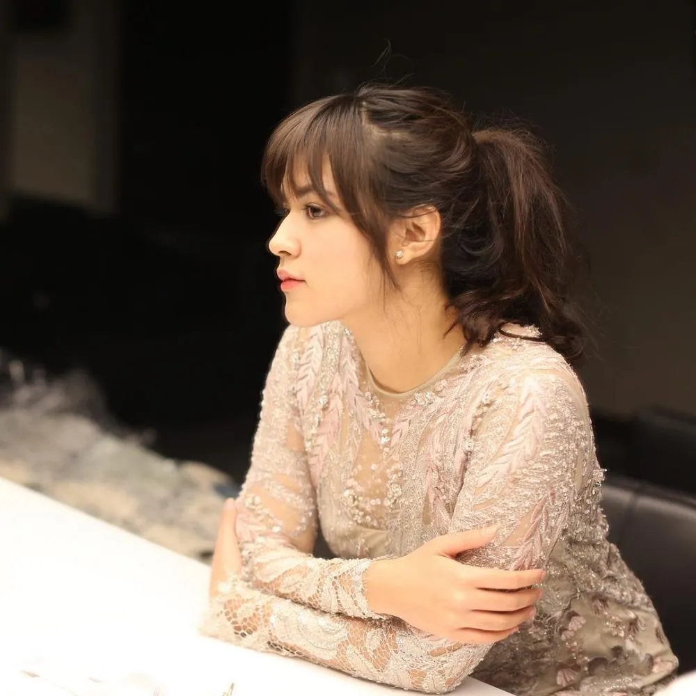 raisa rambut poni © Instagram raisa rambut poni © Instagram