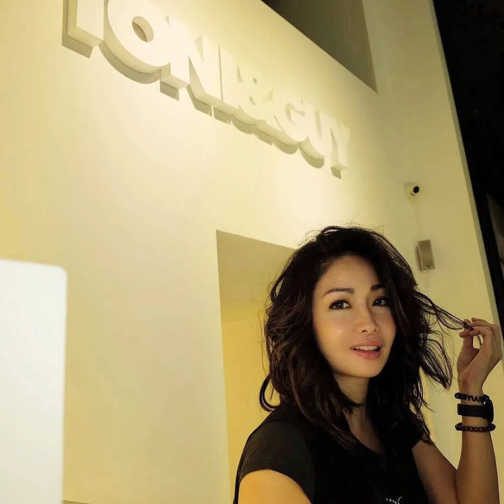 Seleb 40-an ubah gaya rambut © Instagram Seleb 40-an ubah gaya rambut © Instagram