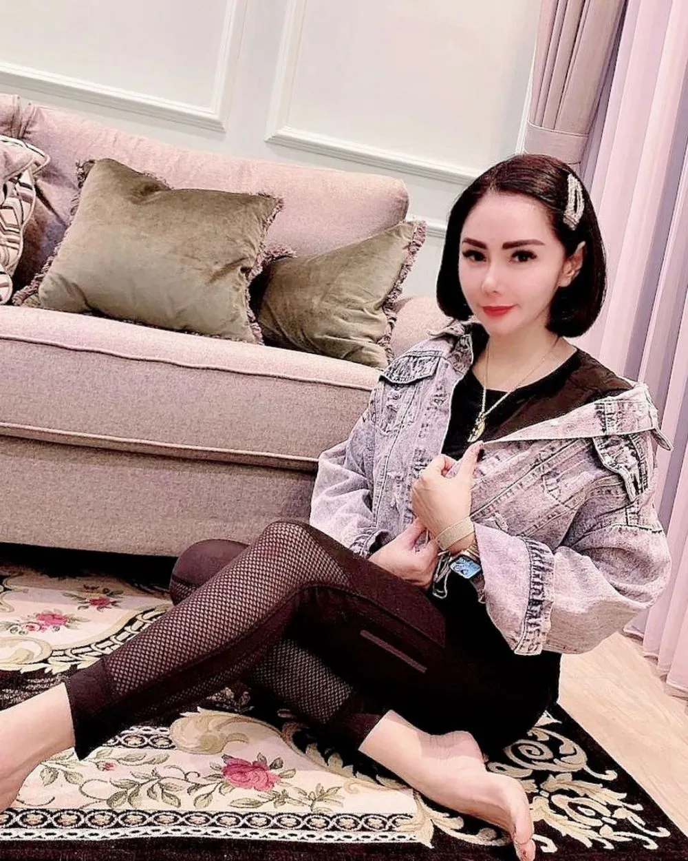 Seleb 40-an ubah gaya rambut © Instagram Seleb 40-an ubah gaya rambut © Instagram