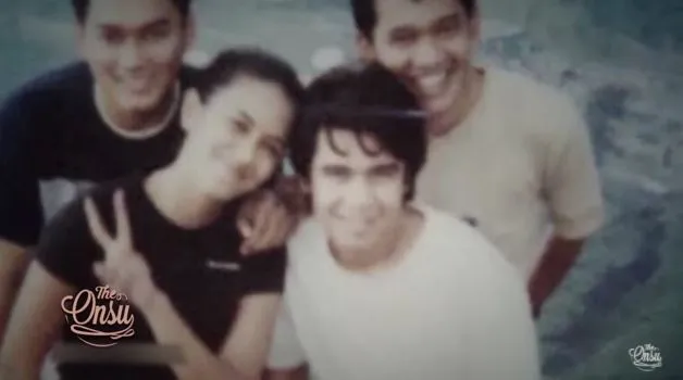 Ruben Onsu ziarah ke makam Olga © YouTube