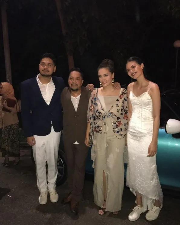 usia ibu anak tak jauh © 2021 brilio.net usia ibu anak tak jauh © 2021 brilio.net