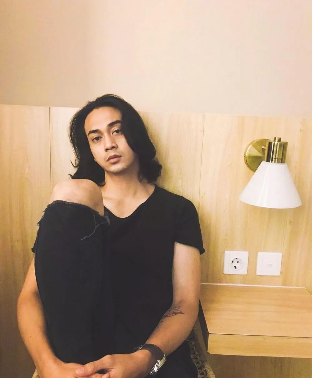 Transformasi gaya rambut Dimaz Andrean © 2021 brilio.net