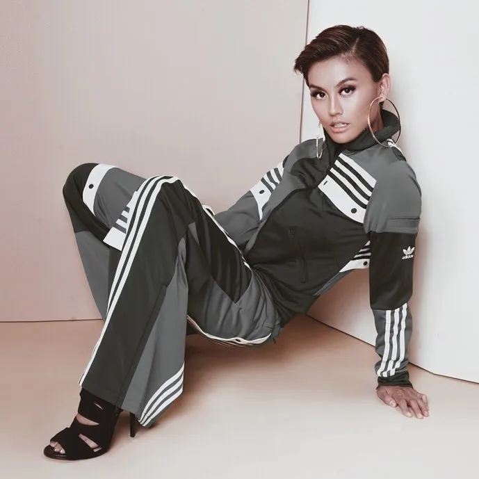 transformasi gaya rambut Agnes Mo © 2021 brilio.net transformasi gaya rambut Agnes Mo © 2021 brilio.net