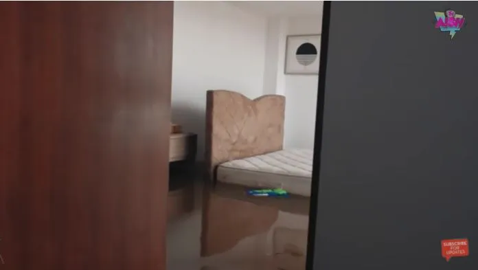 rumah Irish Bella kebanjiran © YouTube rumah Irish Bella kebanjiran © YouTube