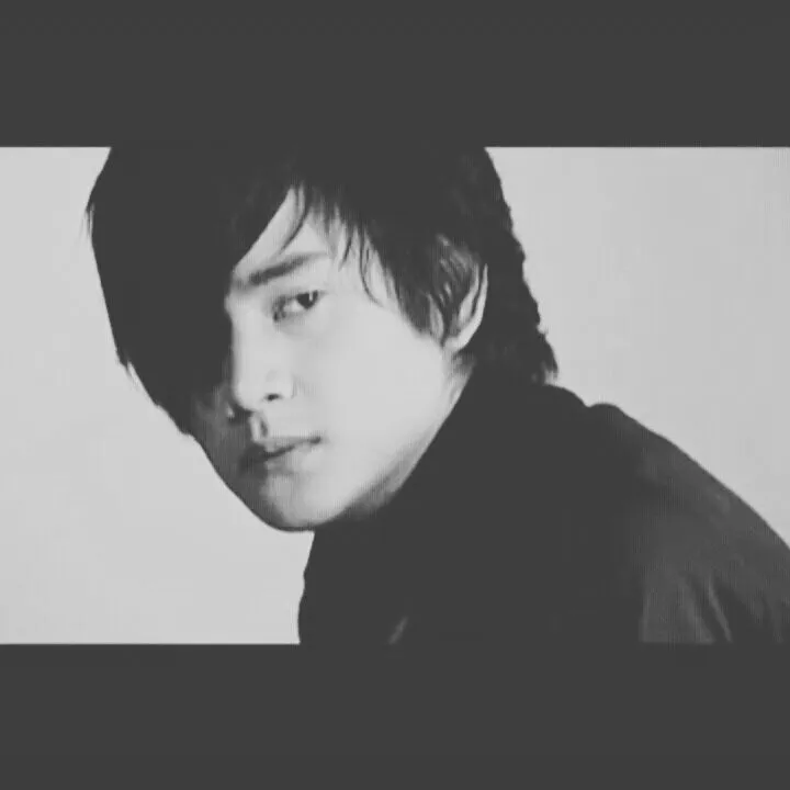 Potret transformasi gaya rambut Dwi Andhika © 2021 brilio.net Potret transformasi gaya rambut Dwi Andhika © 2021 brilio.net