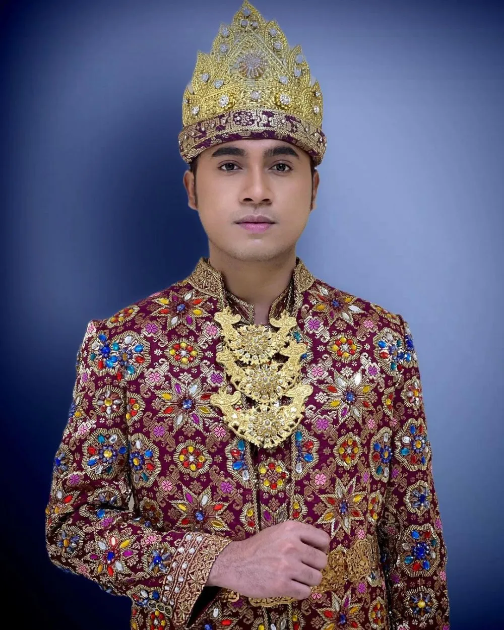 Rara Gunawan adat Palembang © 2021 brilio.net Rara Gunawan adat Palembang © 2021 brilio.net