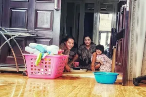 Kondisi membaik, ini 8 potret Ashanty jalani isolasi mandiri di rumah