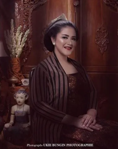 Kahiyang Ayu kain etnik © 2021 brilio.net Kahiyang Ayu kain etnik © 2021 brilio.net