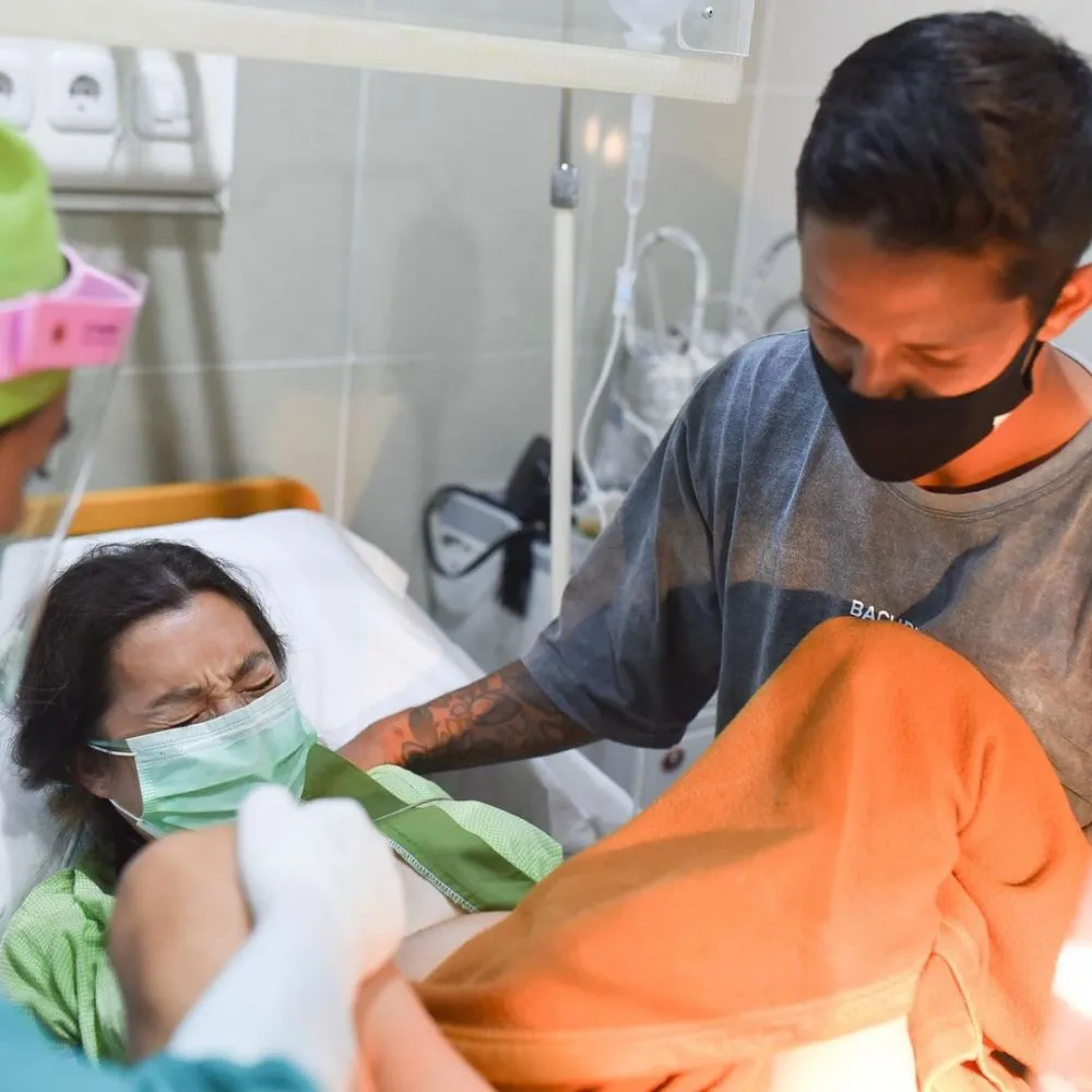 Jennifer Bachdim melahirkan anak ketiga © 2021 brilio.net