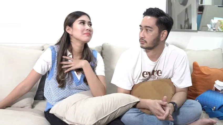 Cerita Syahnaz anak kembarnya positif Covid-19 © Instagram & YouTube