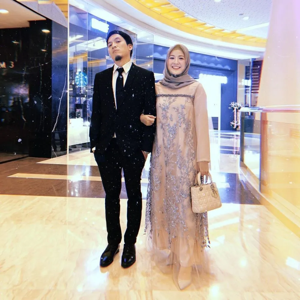 menikah dengan jasa WO rina © berbagai sumber menikah dengan jasa WO rina © berbagai sumber