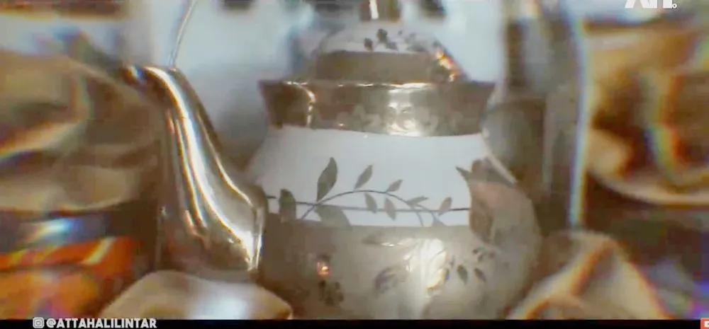 isi hampers Atta Halilintar untuk tetangga © 2021 brilio.net YouTube isi hampers Atta Halilintar untuk tetangga © 2021 brilio.net YouTube