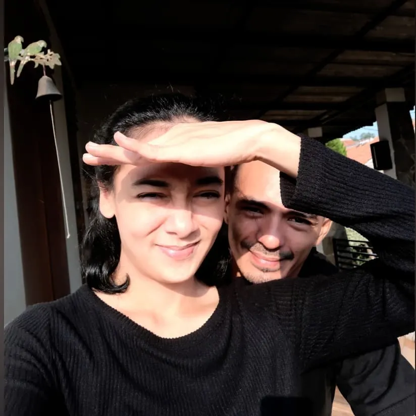 potret manis pemain lupus dan pasangan © Instagram