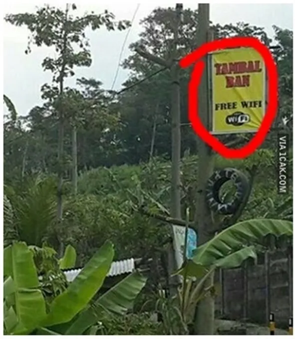 Spanduk dan papan tambal ban © berbagai sumber Spanduk dan papan tambal ban © berbagai sumber