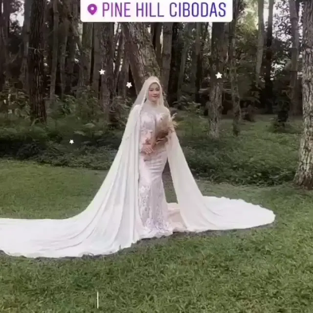 Momen Ikbal Fauzi prewedding © 2021 brilio.net