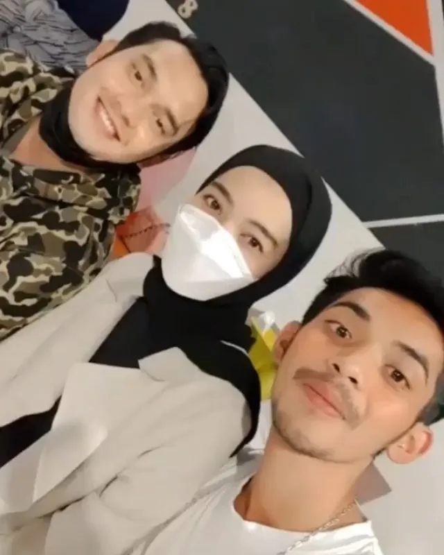 Momen di balik layar prewedding Ikbal Fauzi © Instagram