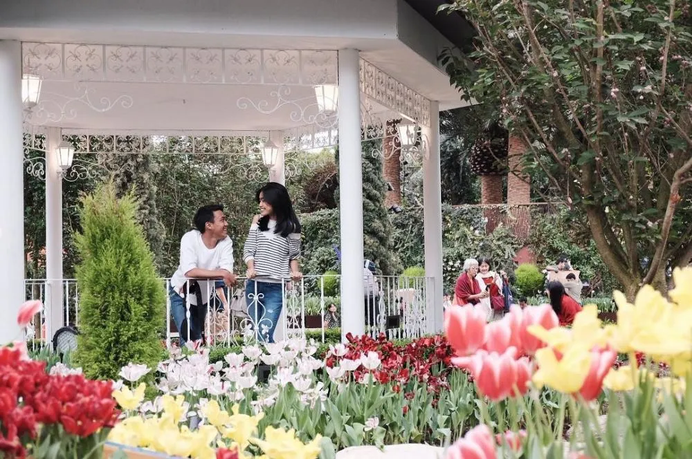 Adjani dan kekasih © Instagram Adjani dan kekasih © Instagram