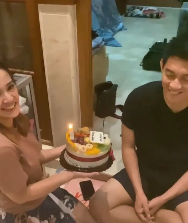 kejutan ultah Ifan SVT © Instagram kejutan ultah Ifan SVT © Instagram