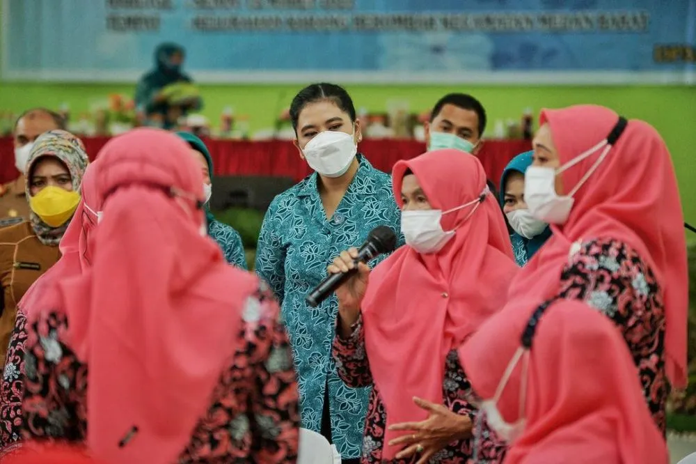 Kahiyang kunjungan kerja © Instagram Kahiyang kunjungan kerja © Instagram