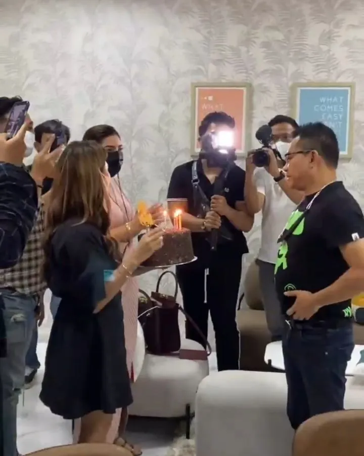 Momen ulang tahun Anang Hermansyah ke-52 Instagram© 2021 brilio.net Momen ulang tahun Anang Hermansyah ke-52 Instagram© 2021 brilio.net