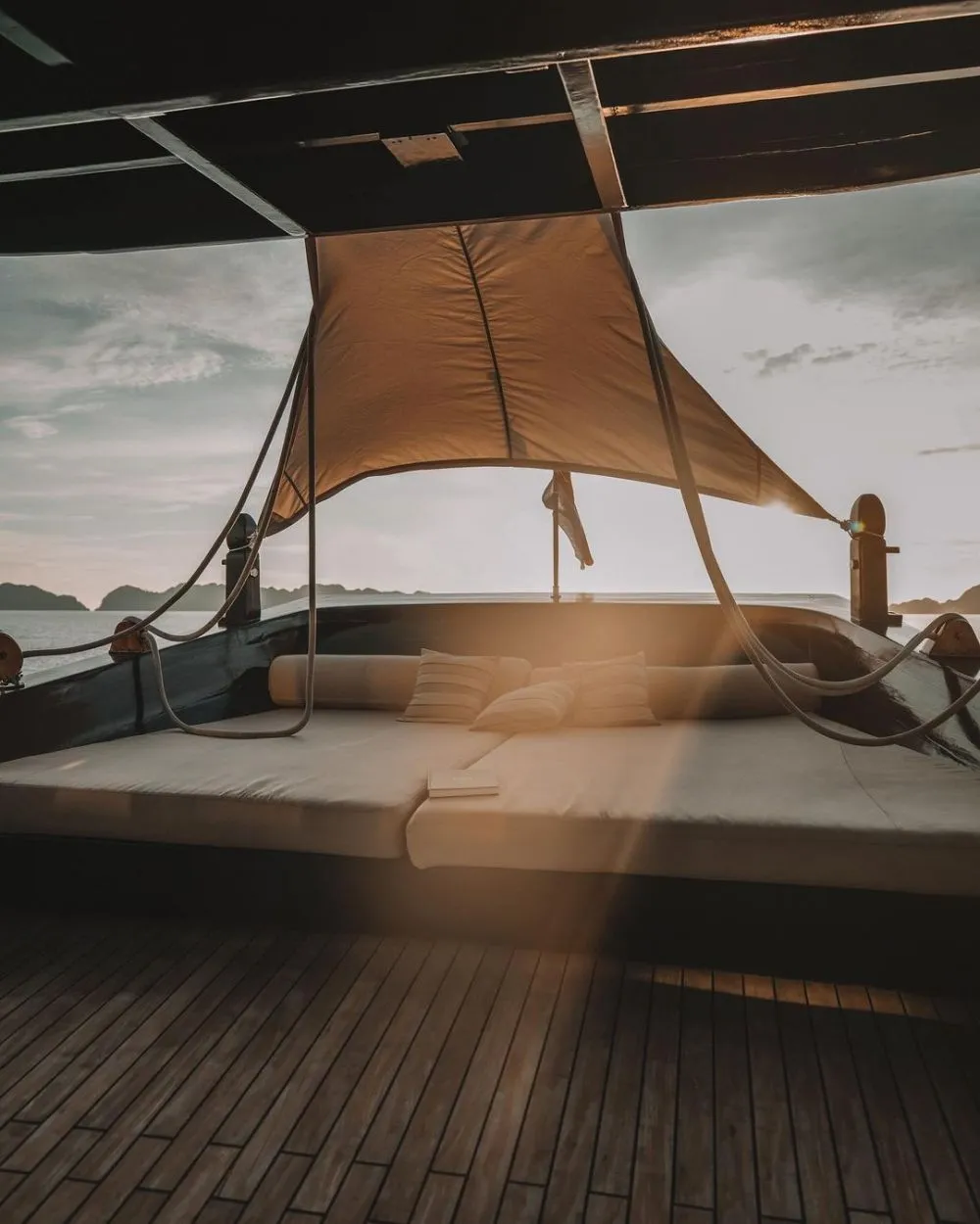 kapal pinisi yang disewa Nikita Willy  Instagram