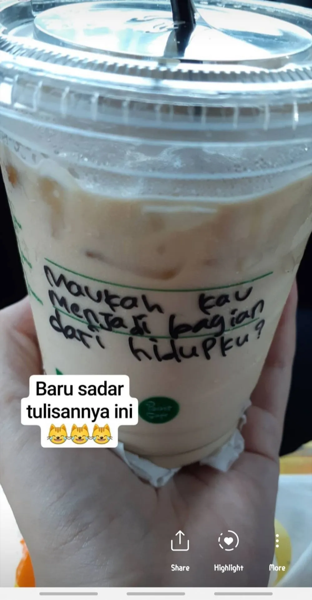 Tulisan lucu di minuman © berbagai sumber Tulisan lucu di minuman © berbagai sumber