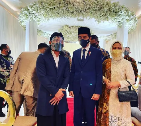 gaya iriana kondangan istimewa