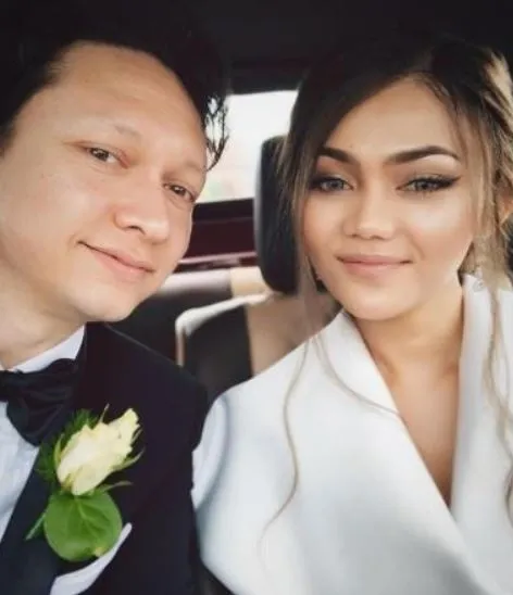 selfie pertama seleb usai menikah © 2021 brilio.net selfie pertama seleb usai menikah © 2021 brilio.net