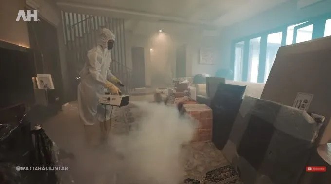 Momen Atta & Aurel buka kado pernikahan © 2021 brilio.net Momen Atta & Aurel buka kado pernikahan © 2021 brilio.net