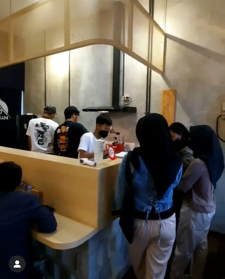 Restoran Arya Saloka © 2021 brilio.net Restoran Arya Saloka © 2021 brilio.net