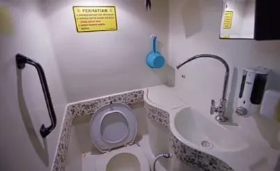 Potret bus Scania Gilang Juragan 99 © berbagai sumber Potret bus Scania Gilang Juragan 99 © berbagai sumber