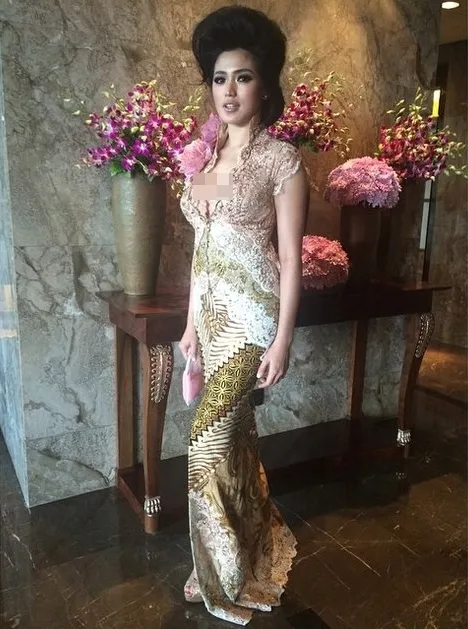 Jessica Iskandar kondangan © Instagram