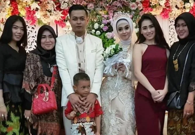 Ayu Ting Ting kondangan © 2021 brilio.net