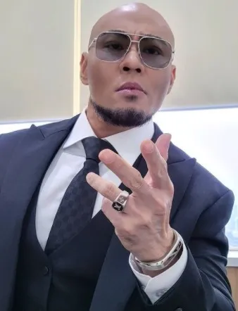 Artis ini pernah belajar lebih dari satu agama © berbagai sumber Artis ini pernah belajar lebih dari satu agama © berbagai sumber