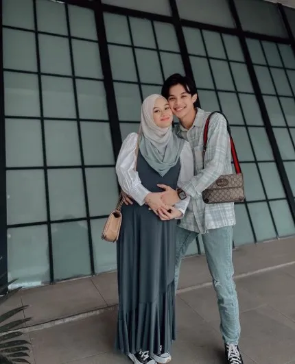 nama asli pasangan seleb Tanah Air dari berbagai sumber