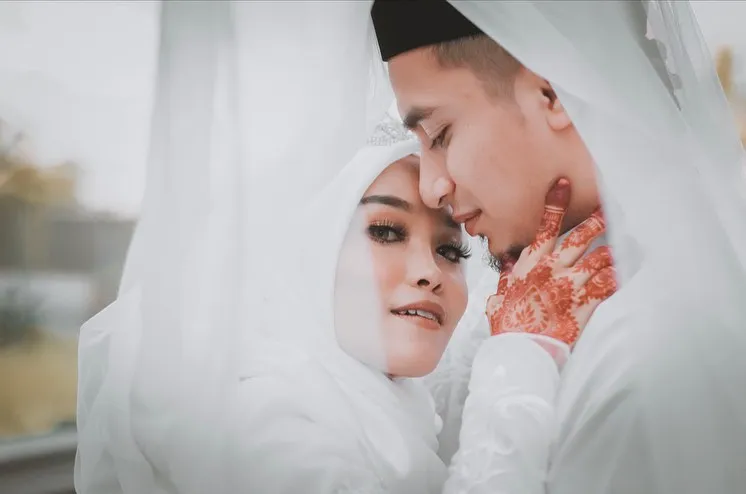 pengantin tangan bengkak © Instagram