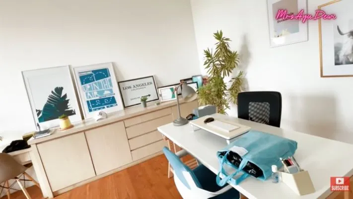 kantor Luna Maya © YouTube