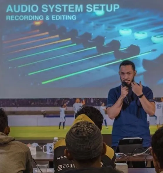 potret terbaru Uki eks noah Berbagai sumber potret terbaru Uki eks noah Berbagai sumber